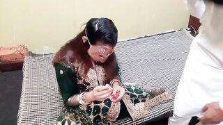 Indian Desi Bhabhi Friend ki Shadi py Jany sy Pehly Dever ka Lund Mu mai Dal k Chupy Lgaye Pani Nikal Diya Desi Sex Hindi Audio