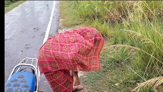 Outdoor boyfriend sex with bhabhi